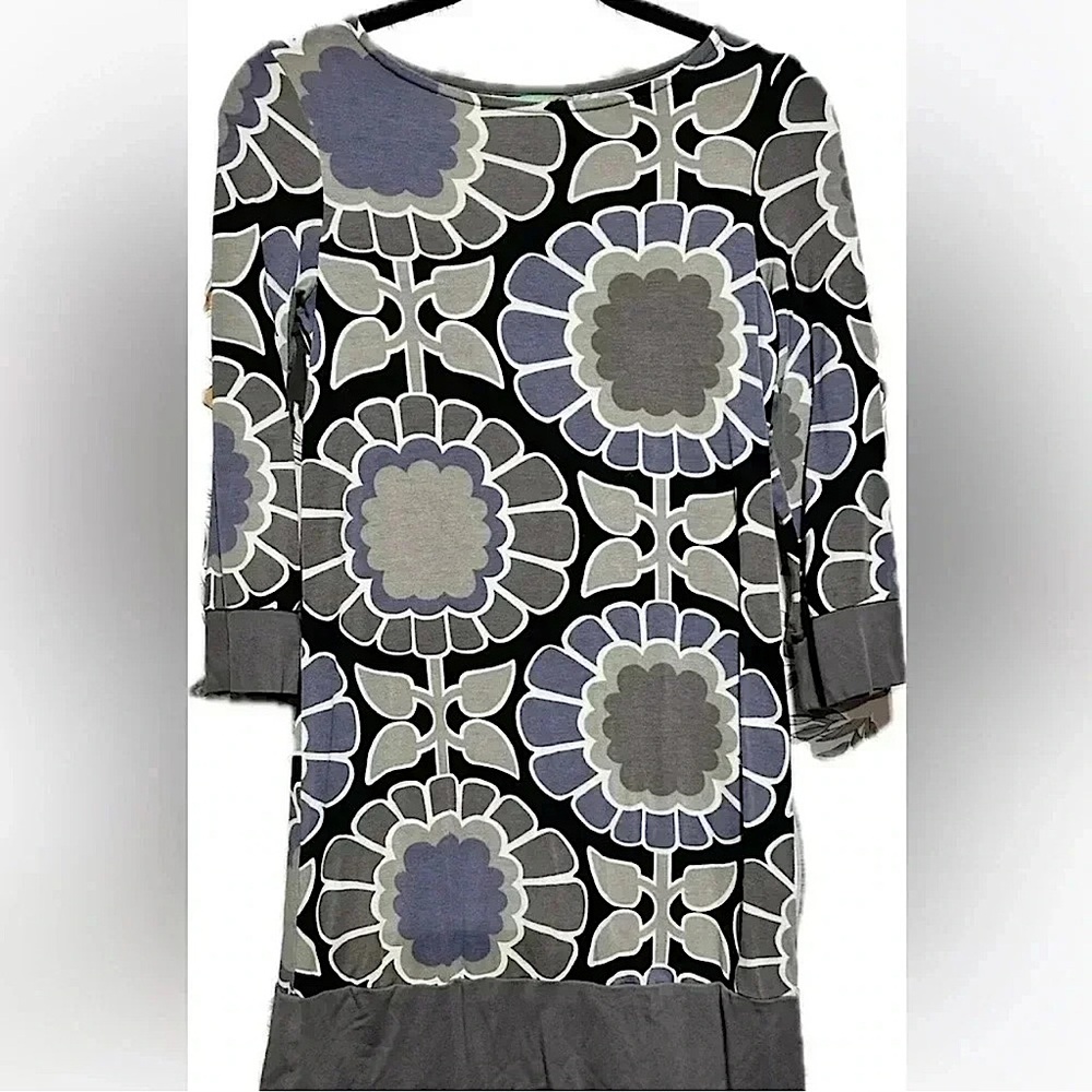 Boden Flowered Grey Women's Size 2
BodyCon Midi Dress